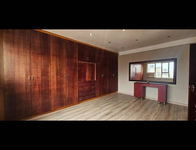 2 BEDROOM PROPERTY TO RENT IN DURBAN CBD